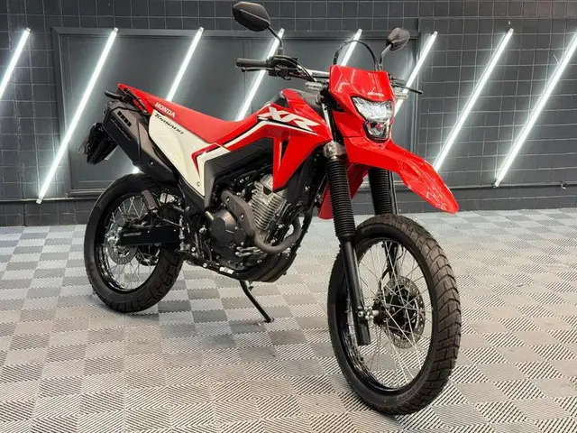 Moto Honda XR 300L 2025 Tornado