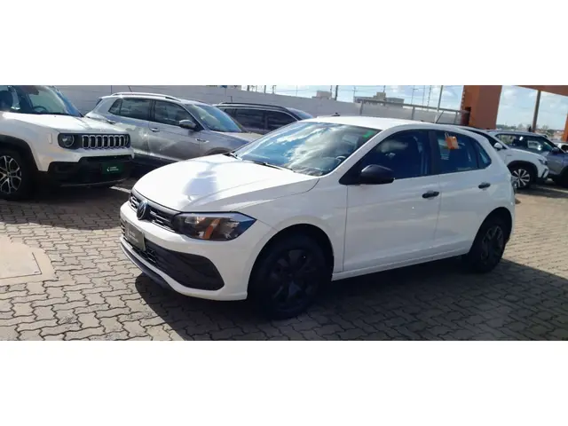 Carro Volkswagen Polo 2025 Track 1.0 Flex 12V 5p