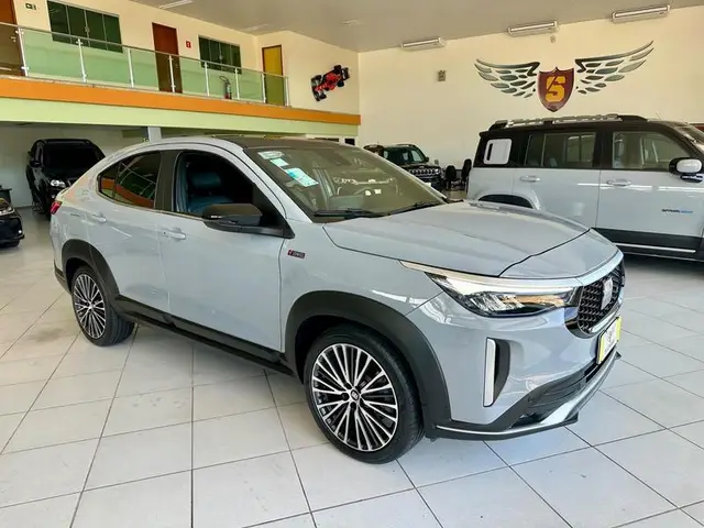 Carro Fiat Fastback 2025 Limited Edition