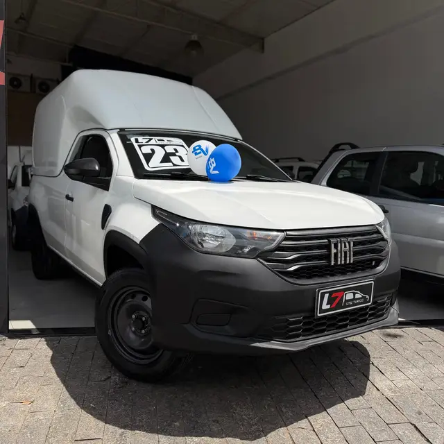 Carro Fiat Strada 2023 Endurance 1.4 Cabine Plus (Flex)