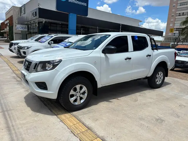 Carro Nissan Frontier 2022 2.3 TD CD S 4x4