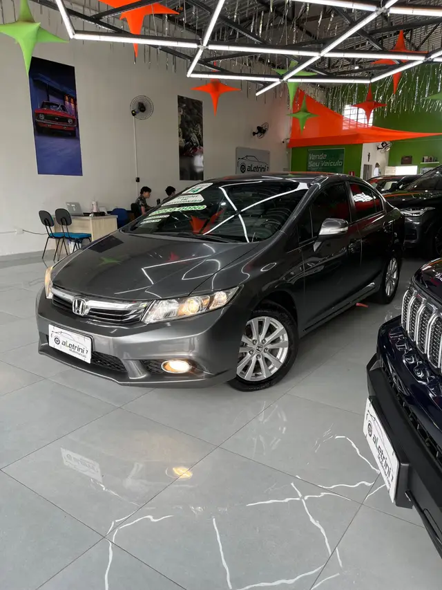 Carro Honda Civic 2014 New  LXR 2.0 i-VTEC (Aut) (Flex)