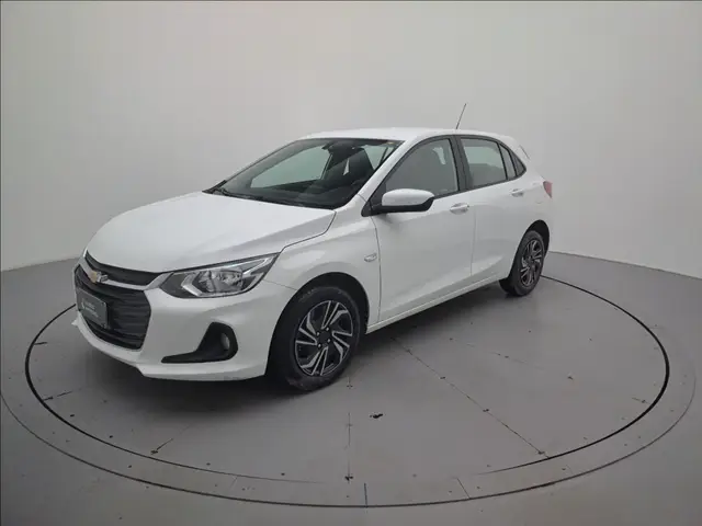 Carro Chevrolet Onix Plus 2024 LT 1.0