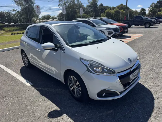 Carro Peugeot 208 2017 Griffe 1.6 16V (Flex) (Aut)
