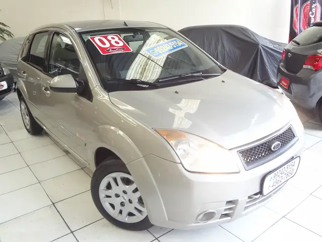 Carro Ford Fiesta Hatch 2008 Class 1.6 (Flex)