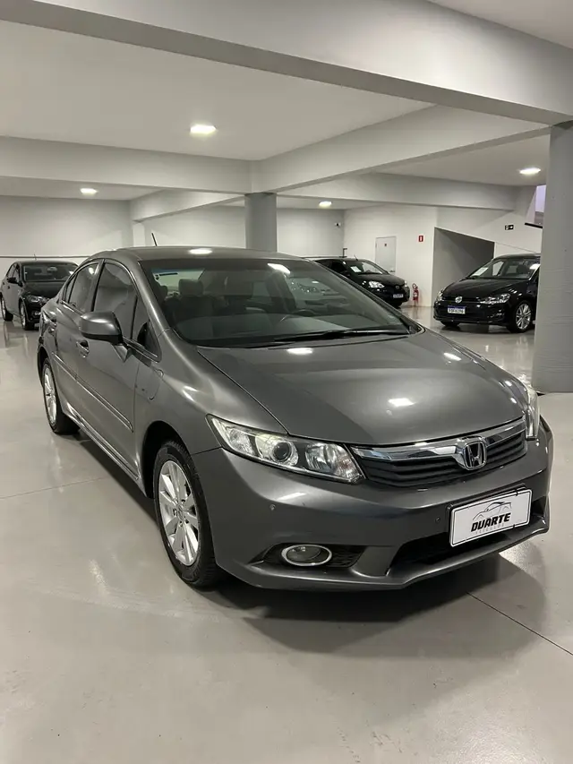 Carro Honda Civic 2014 LXS 1.8 i-VTEC (Aut) (Flex)