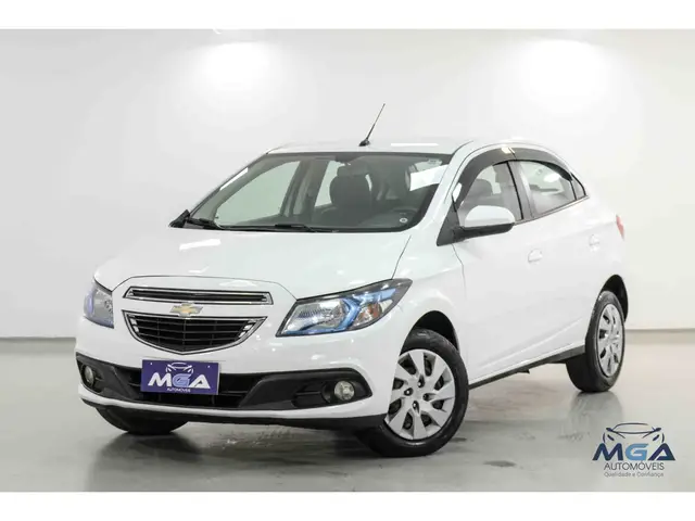 Carro Chevrolet Onix 2014 1.4 LT SPE/4