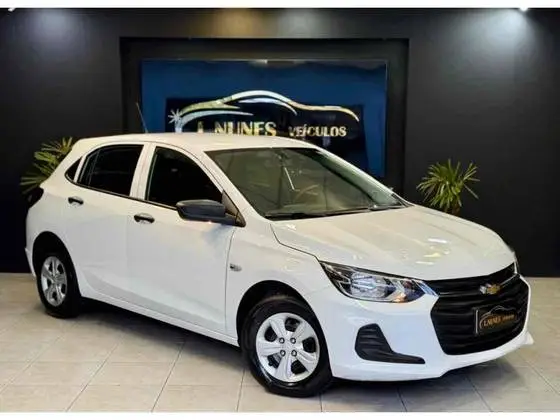 Carro Chevrolet Onix 2023 1.0