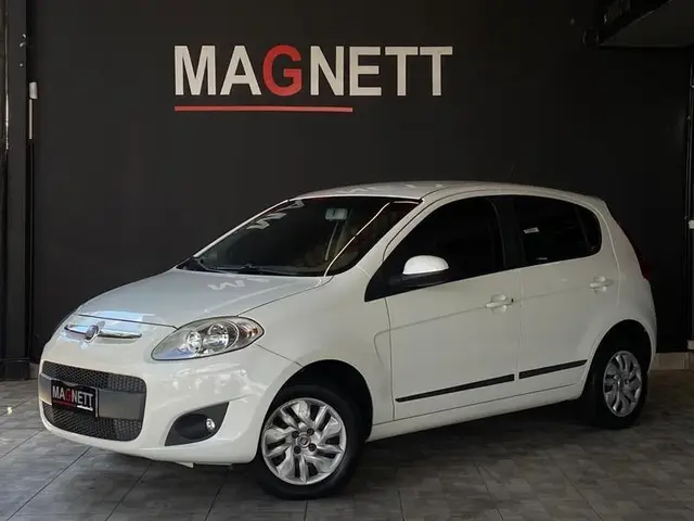 Carro Fiat Palio 2013 Attractive 1.0 Evo (Flex)