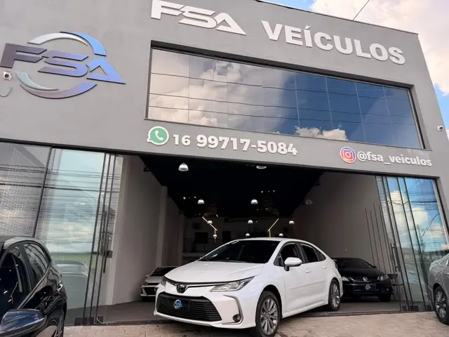 Carro Toyota Corolla 2023 XEi 2.0 Flex