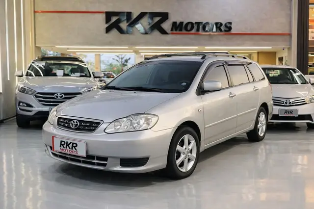 Carro Toyota Fielder 2005 1.8 16V (aut)