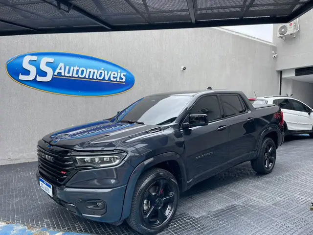 Carro Ram Rampage 2024 Laramie 2.0 Turbo