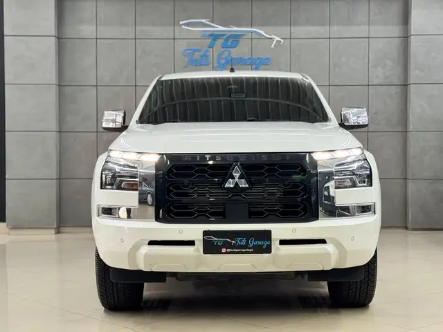 Carro Mitsubishi Triton 2026 HPE-S