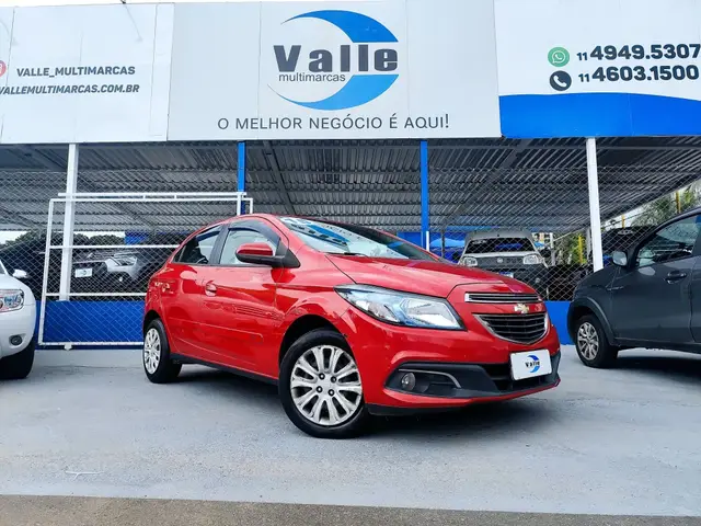 Carro Chevrolet Onix 2015 1.4 LT SPE/4