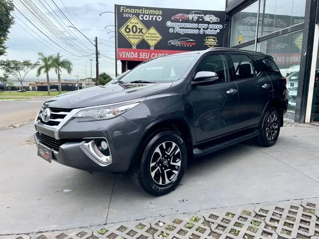 Carro Toyota SW4 2018 2.7 SRV 7L 4x2 (Aut) (Flex)