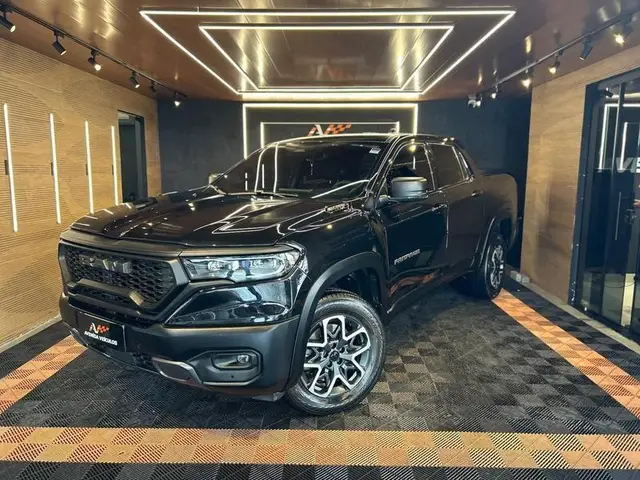 Carro Ram Rampage 2024 Rebel 2.0 Turbo