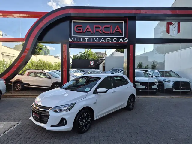 Carro Chevrolet Onix 2025 LT 1.0