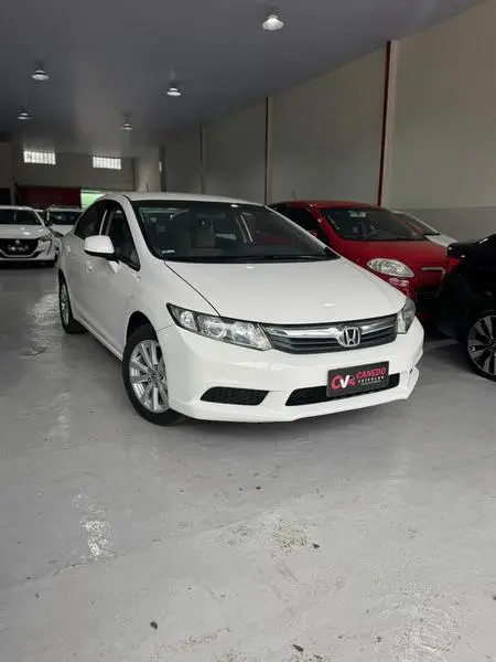 Carro Honda Civic 2014 LXS 1.8 i-VTEC (Aut) (Flex)