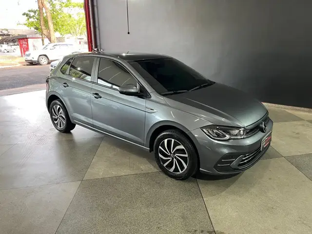 Carro Volkswagen Polo 2025 Track 1.0 Flex 12V 5p