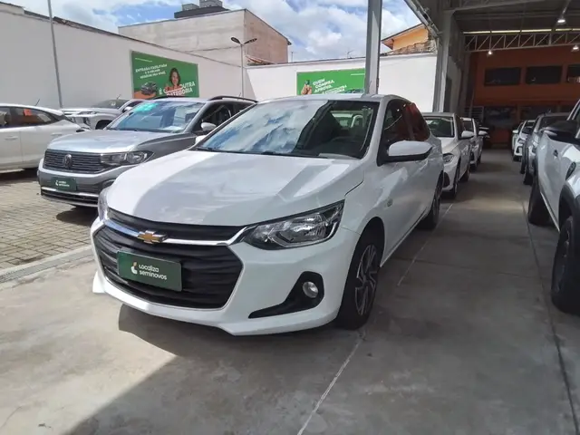 Carro Chevrolet Onix Plus 2025 LT 1.0