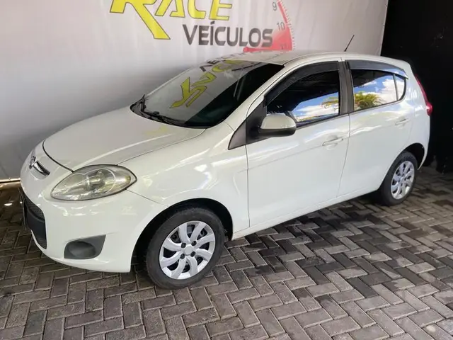 Carro Fiat Palio 2016 Attractive 1.0 Evo (Flex)