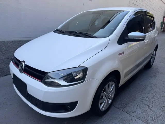 Carro Volkswagen Fox 2014 1.6 VHT Rock in Rio (Flex)