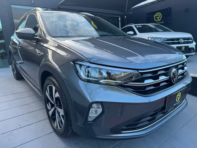 Carro Volkswagen Nivus 2024 Highline 200 TSI