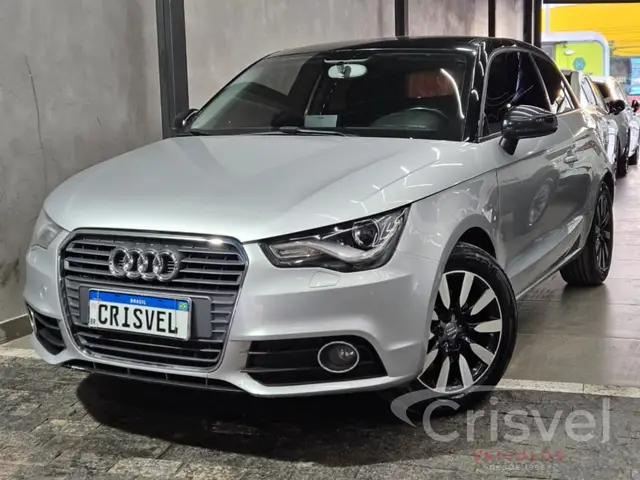 Carro Audi A1 2012 1.4 TFSI Attraction S Tronic
