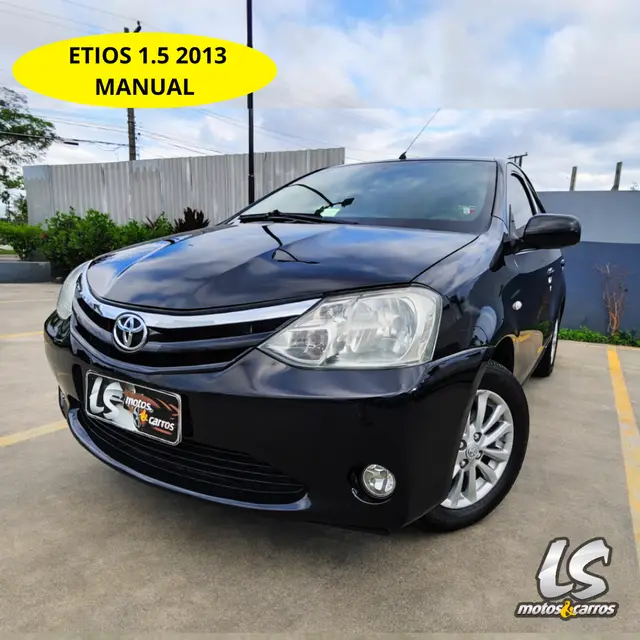 Carro Toyota Etios Sedan 2013 XLS 1.5 (Flex)