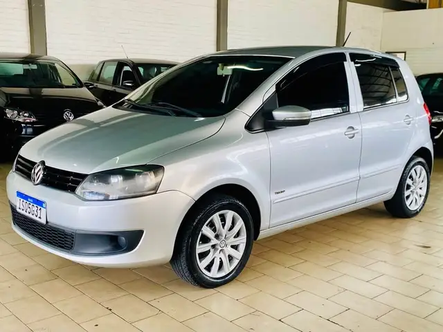 Carro Volkswagen Fox 2012 1.6 VHT (Flex)