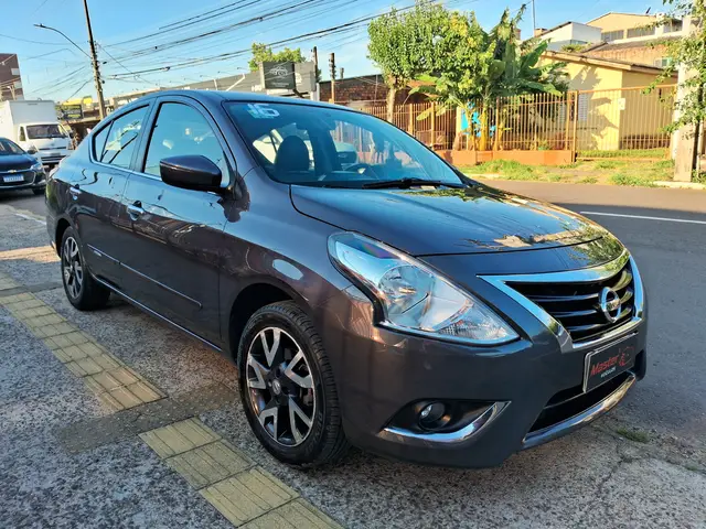 Carro Nissan Versa 2016 1.6 16V SL FlexStart (Flex)