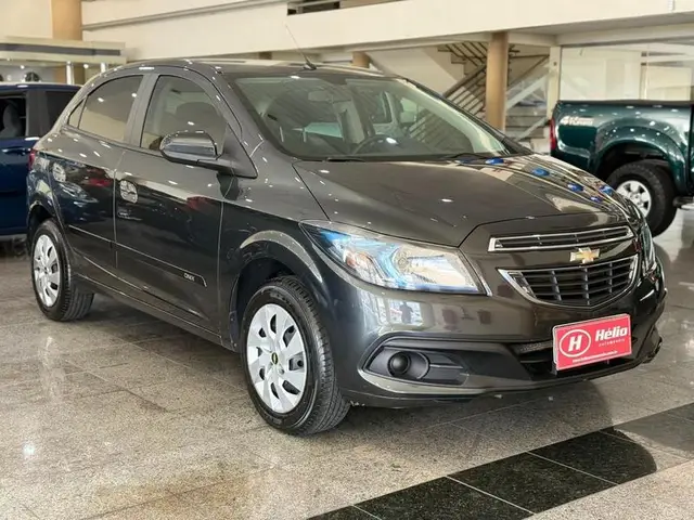 Carro Chevrolet Onix 2016 1.4 LT SPE/4