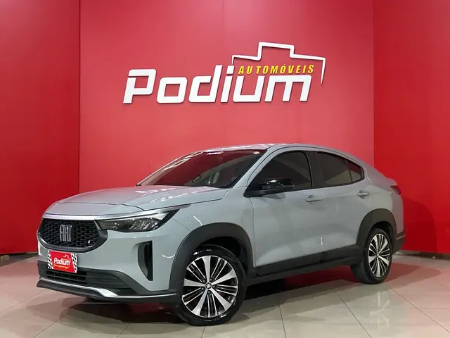 Carro Fiat Fastback 2025 Audace