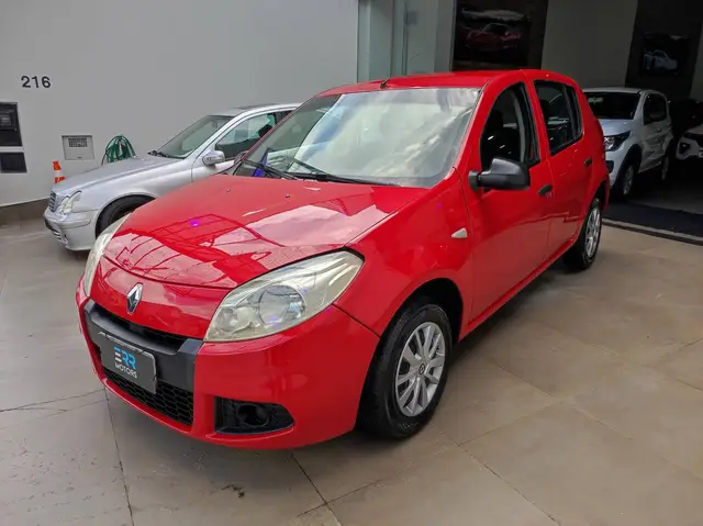 Carro Renault Sandero 2013 Authentique 1.0 16V (flex)