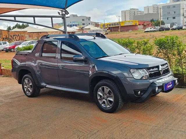 Carro Renault Duster Oroch 2017 2.0 16V Dynamique (Aut) (Flex)