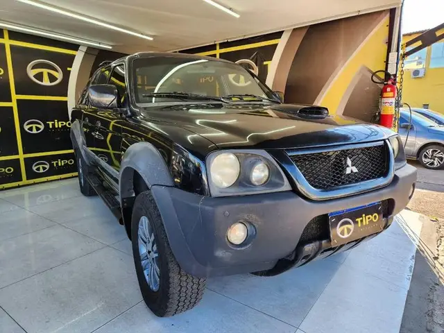 Carro Mitsubishi L200 2007 L 200 Sport HPE 4x4 2.5 (cab. dupla)