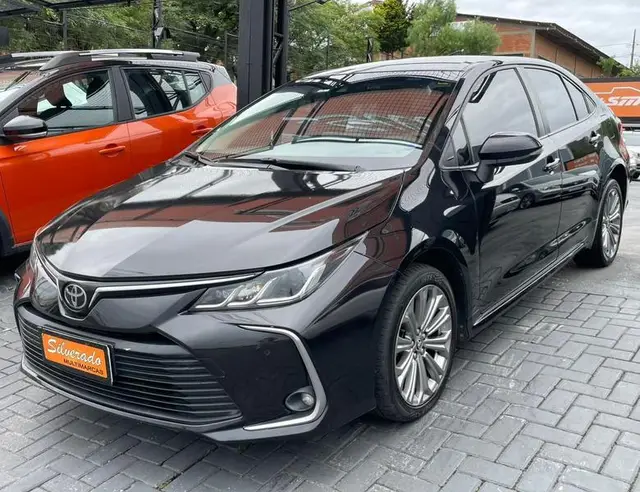 Carro Toyota Corolla 2023 Altis Hybrid 1.8 Flex