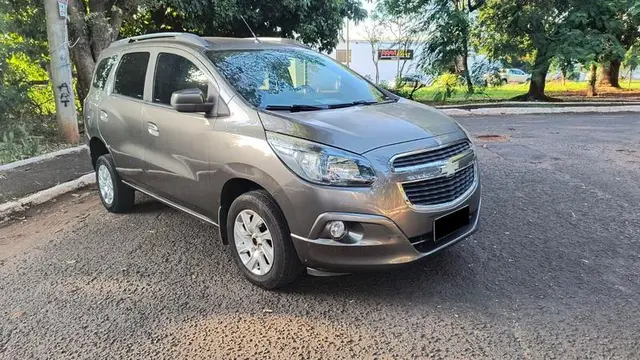 Carro Chevrolet Spin 2015 LTZ 7S 1.8 (Flex) (Aut)