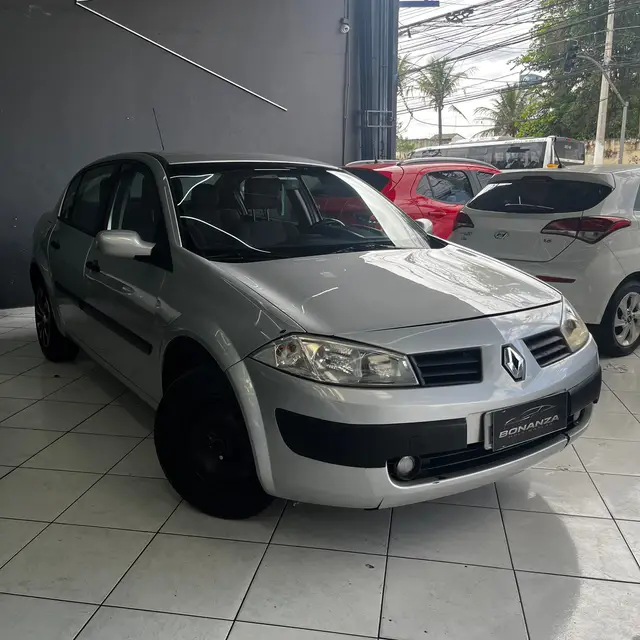 Carro Renault Megane Sedan 2009 Mégane Sedan Expression 1.6 16V (flex)