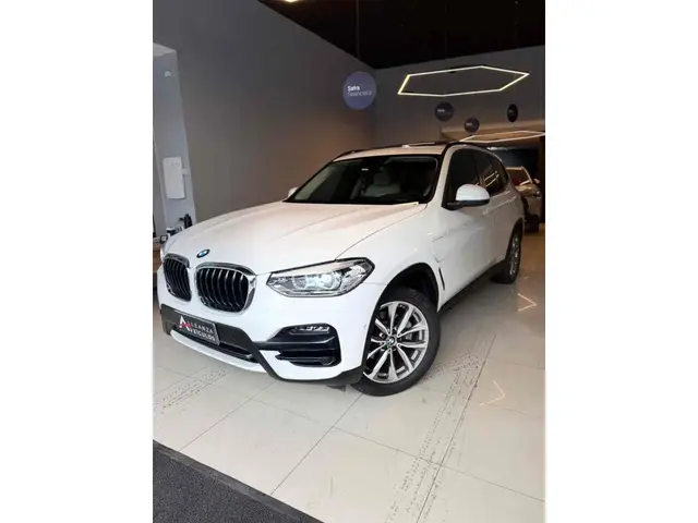 Carro BMW X3 2021 xDrive30e X Line 2.0 Turbo Híbrido (Aut)