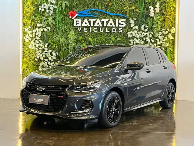 Carro Chevrolet Onix 2025 RS 1.0 Turbo (Aut.)