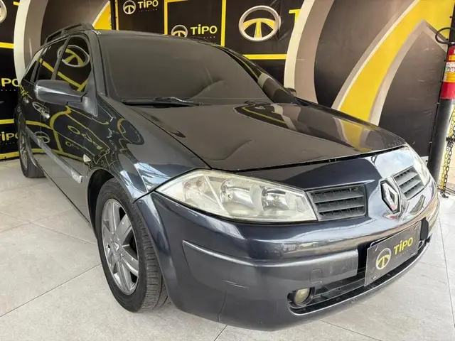 Carro Renault Megane Grand Tour 2008 Mégane Grand Tour Dynamique 2.0 16V (aut)