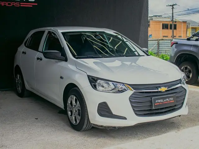 Carro Chevrolet Onix 2023 LT 1.0