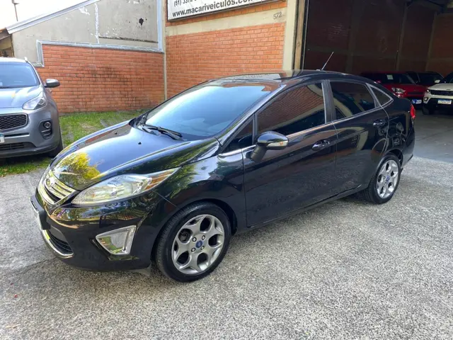 Carro Ford New Fiesta Sedan 2013 SE 1.6 (Flex)