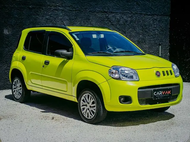 Carro Fiat Uno 2013 Vivace 1.0 8V (Flex) 4p