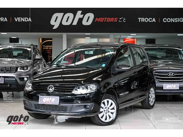 Carro Volkswagen Fox 2014 1.0 TEC BlueMotion (Flex) 4p