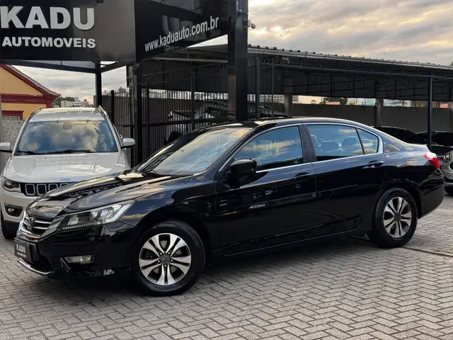 Carro Honda Accord 2013 Sedan 2.4 16V I-VTEC