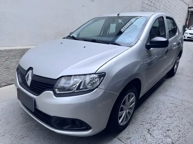 Carro Renault Logan 2016 Authentique 1.0 16V (flex)