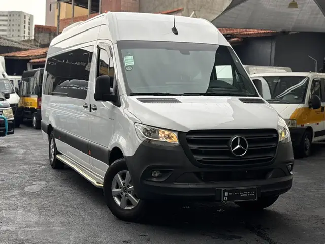 Carro Mercedes-Benz Sprinter 2025 417 VAN L.T.A. 10L Diesel (E6)