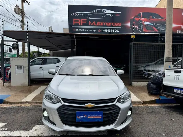 Carro Chevrolet Onix Plus 2023 LTZ 1.0 Turbo (Aut.)